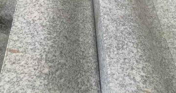 漯河芙蓉白S型拉丝面路沿石