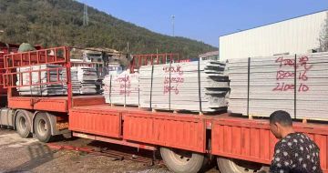 漯河 芝麻灰花岗岩光面毛板出货日常