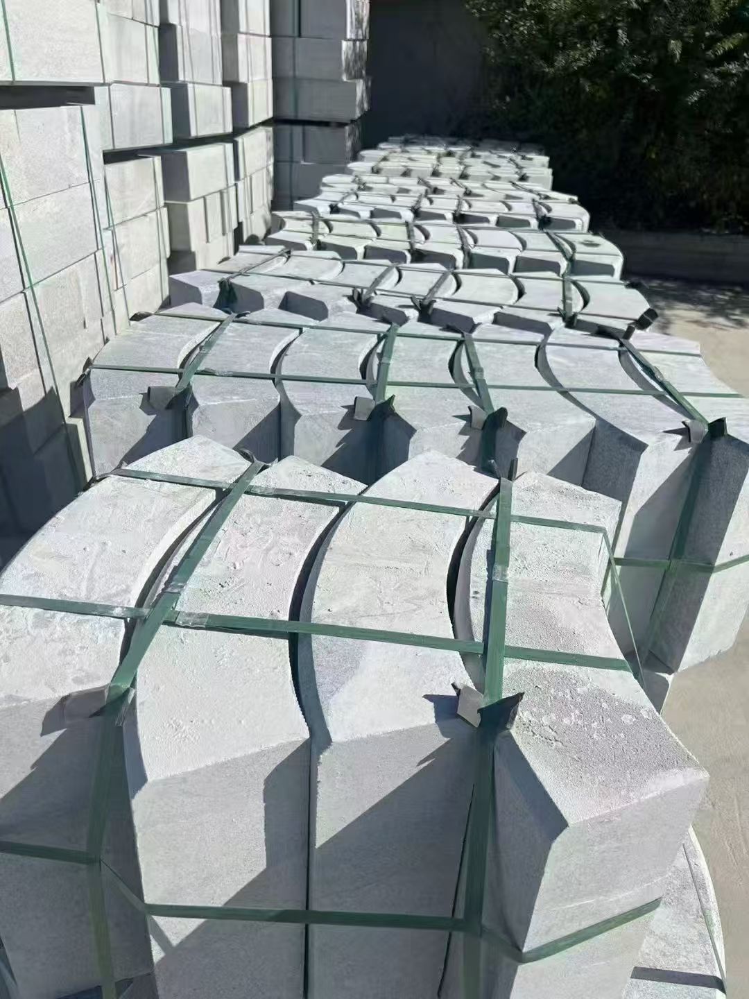 漯河 芝麻灰弧形路沿石