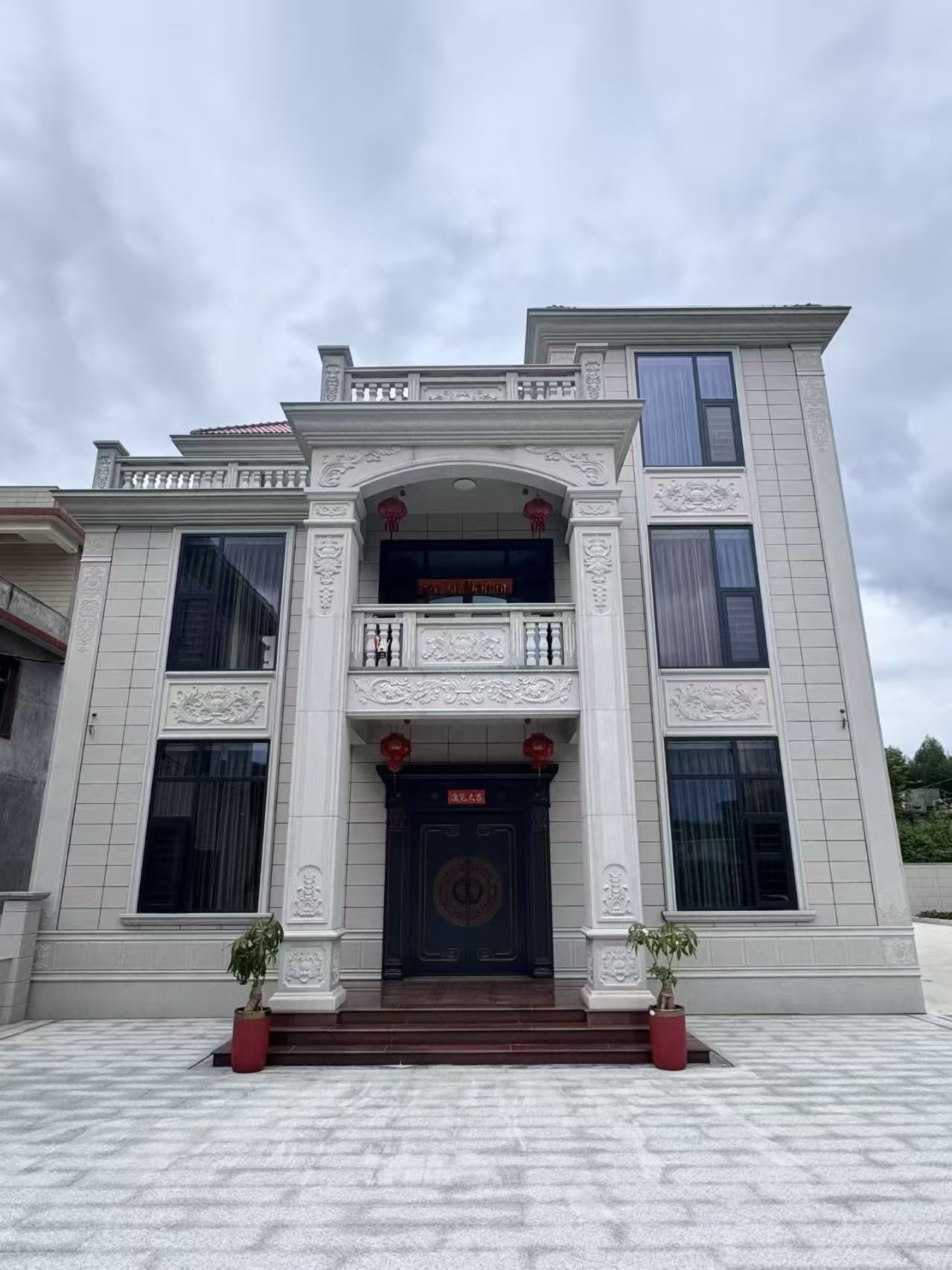 漯河 芝麻白石材别墅干挂案例展示