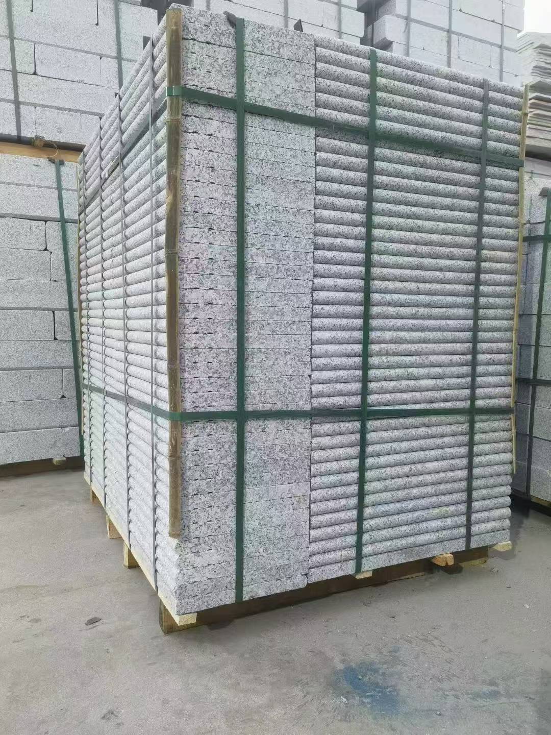 漯河 芙蓉白3公分厚磨圆边、拉槽，楼梯踏步