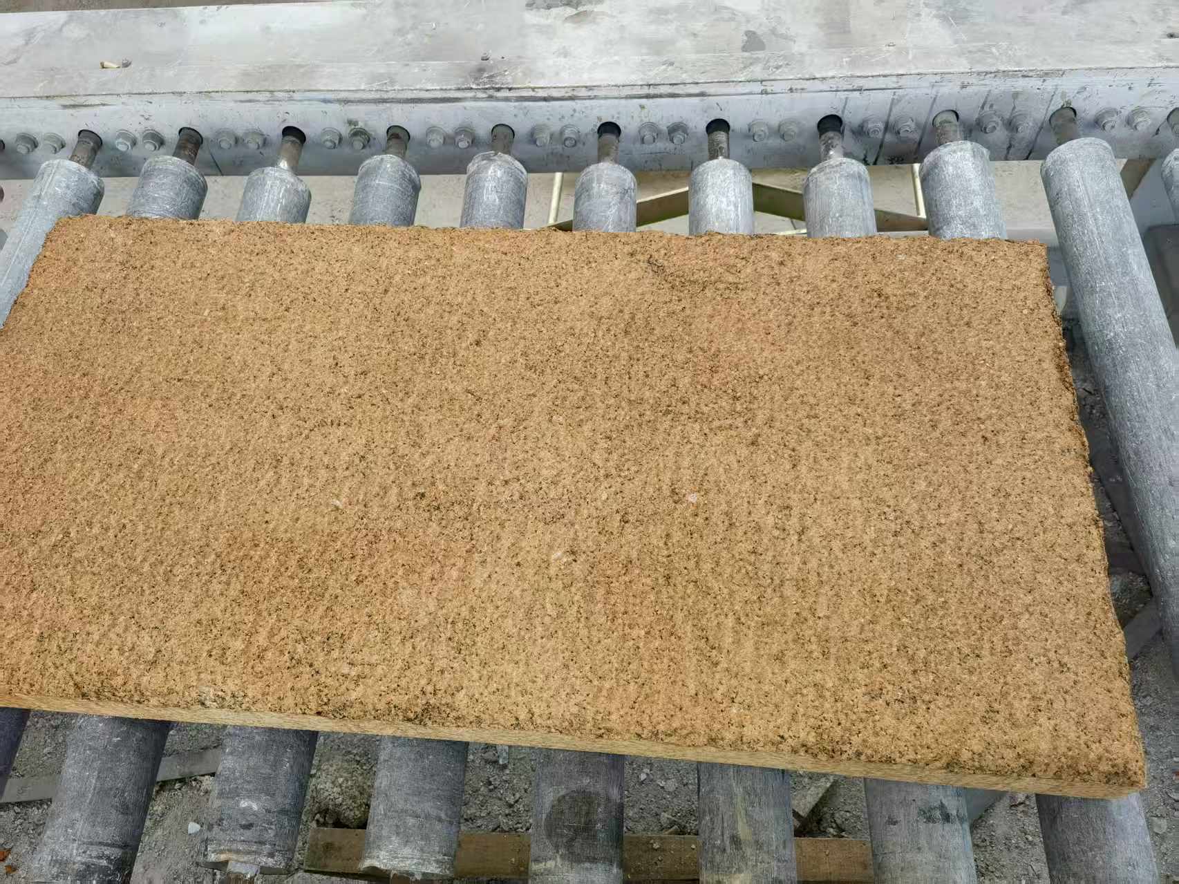 漯河 菠萝面老石板，做旧仿古石，流水线生产加工