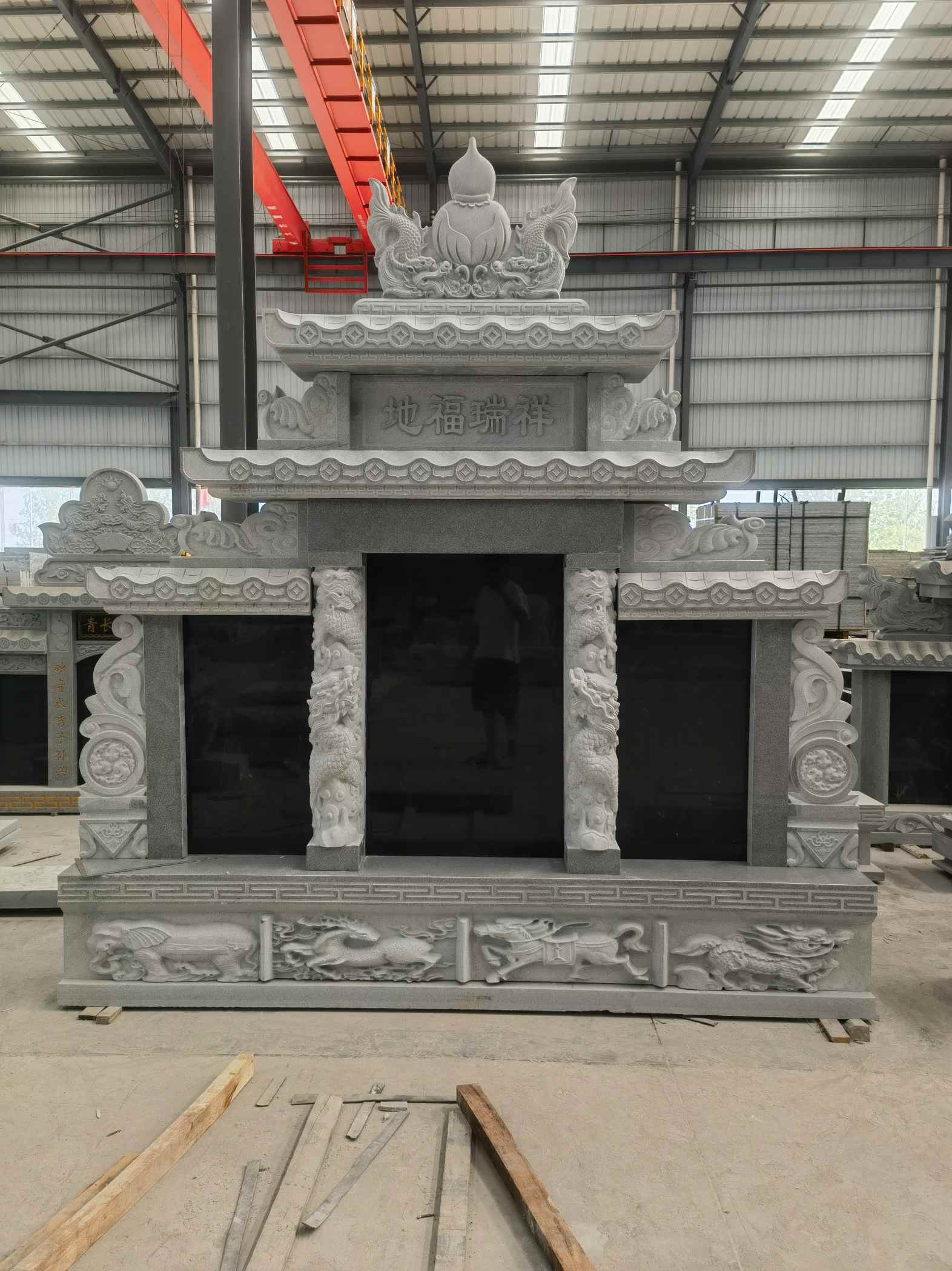 漯河 芝麻灰高档墓碑、土墓，一套也支持定做