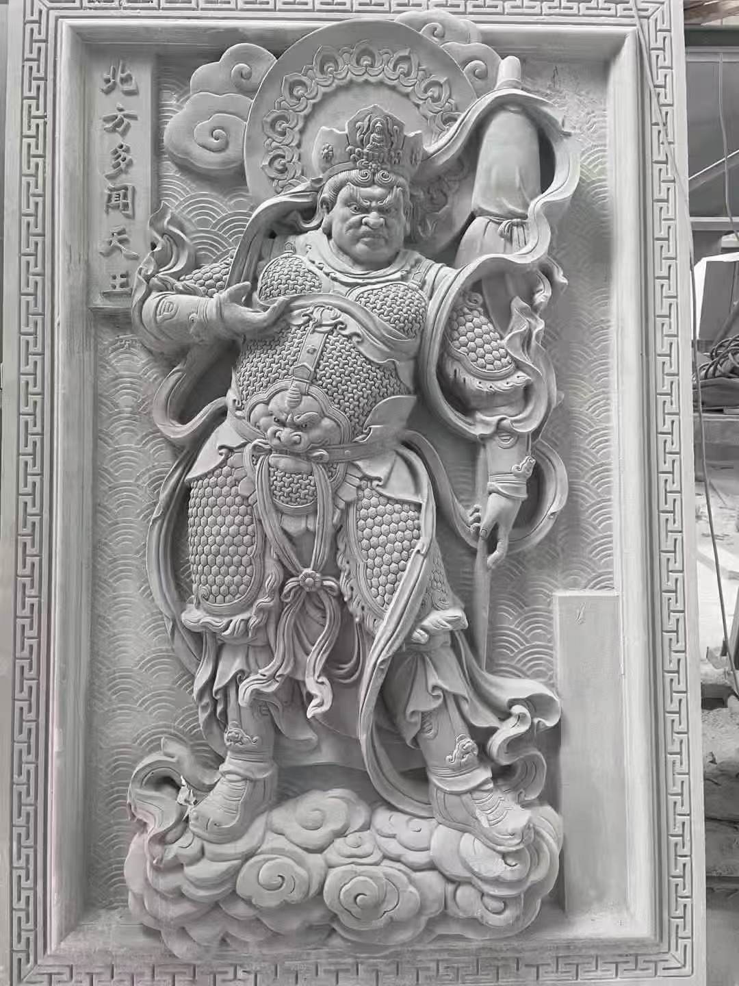 漯河 芝麻灰花岗岩人物雕刻——多闻天王