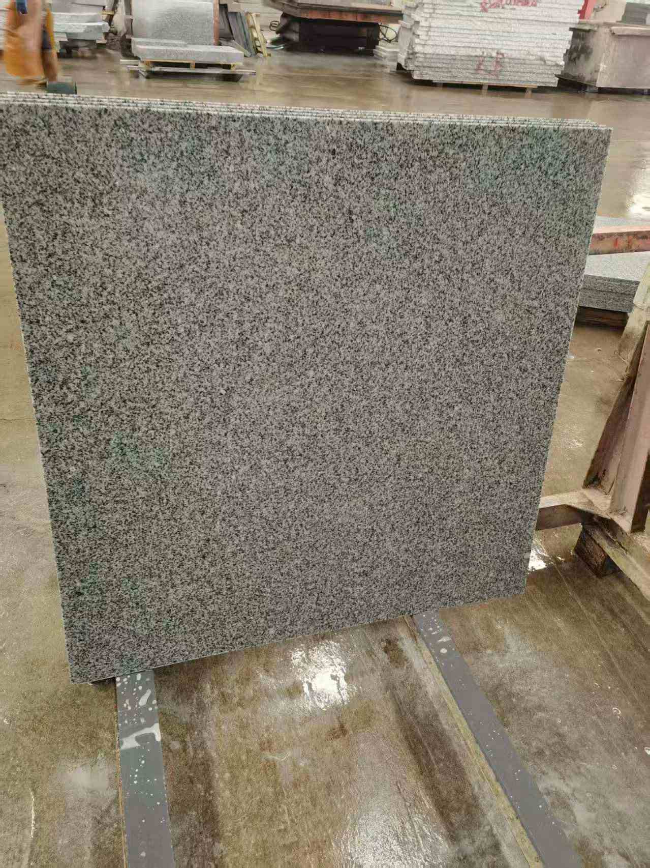 漯河 芝麻白光面900*900，高地铁标准