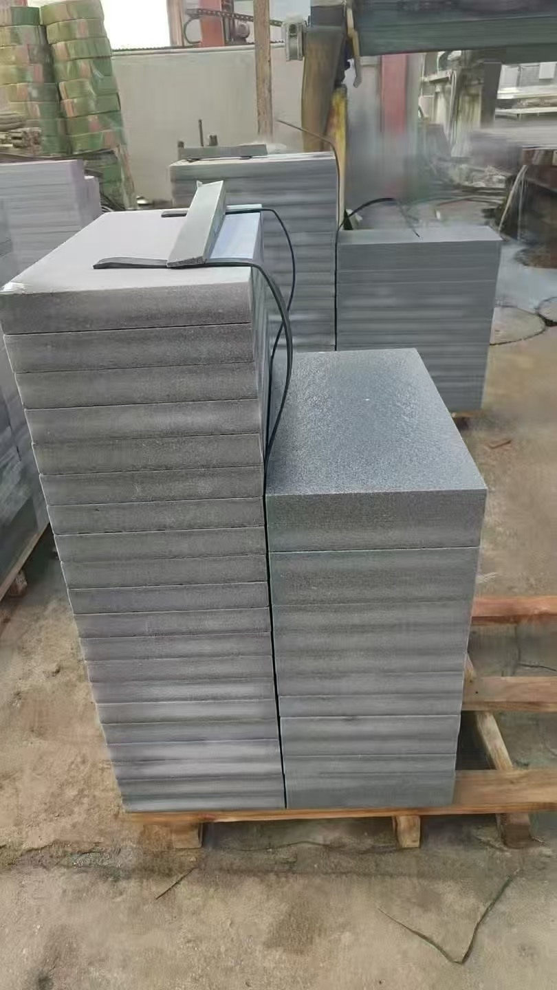 漯河 芝麻灰火烧面300*600*50地铺石材